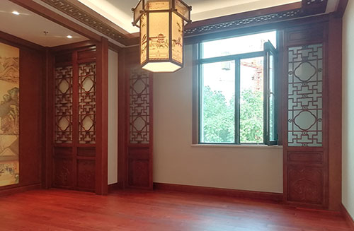牡丹中国传统门窗的结构特征有哪些